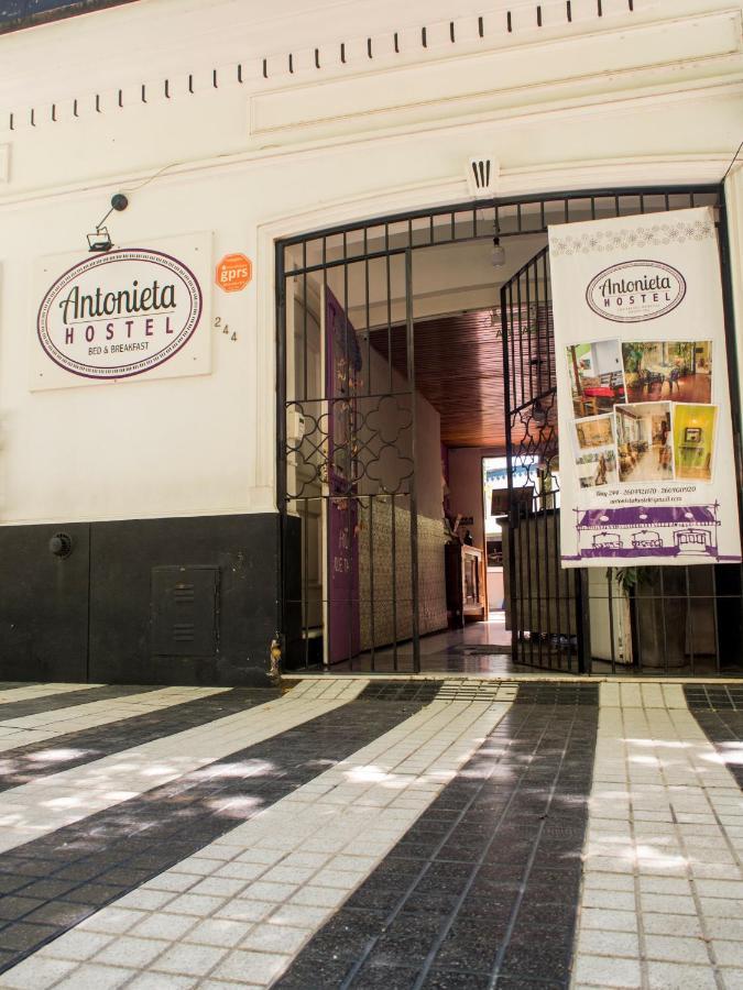 Antonieta Hostel Сан Рафаел Екстериор снимка