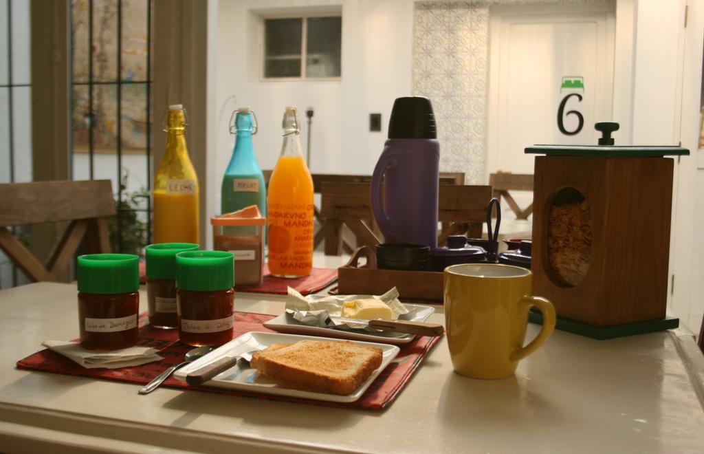 Antonieta Hostel Сан Рафаел Екстериор снимка